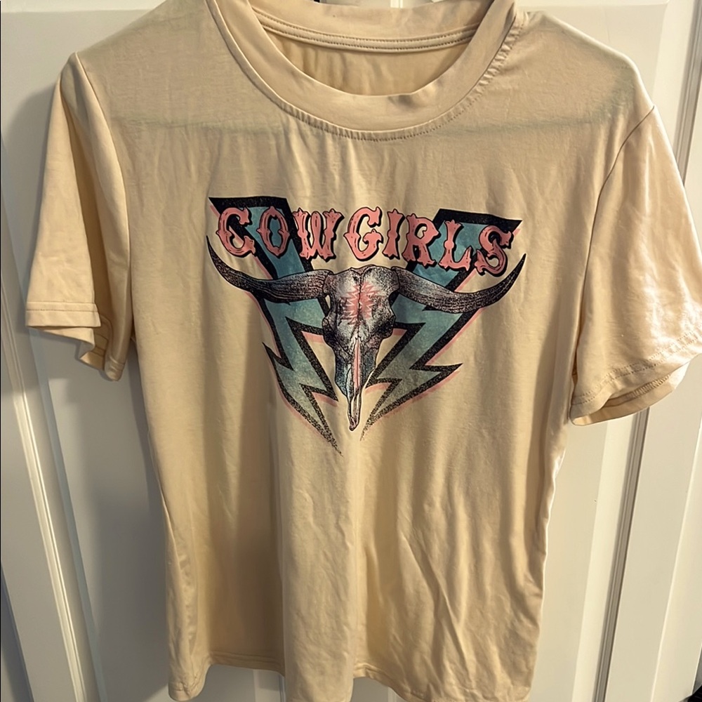 Cow Girls Graphic womens T-Shirt - Cream